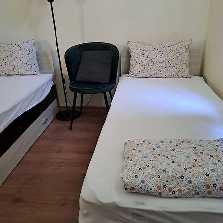 סופיה Ivory Tower Hostel מראה חיצוני תמונה