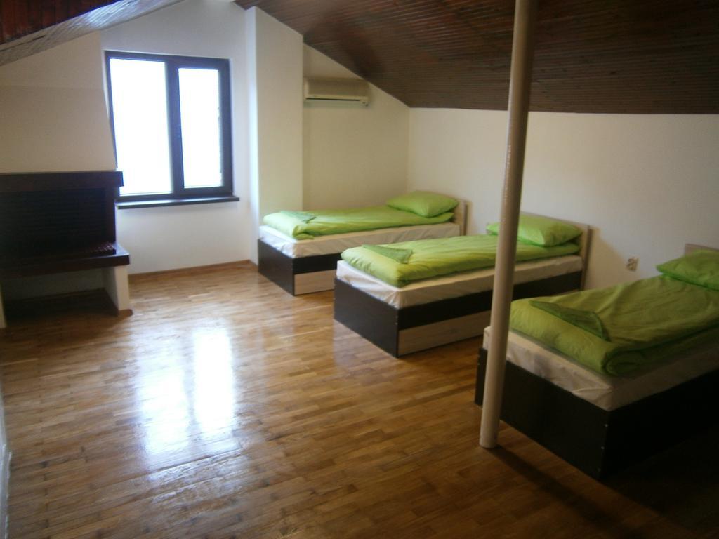 סופיה Ivory Tower Hostel מראה חיצוני תמונה