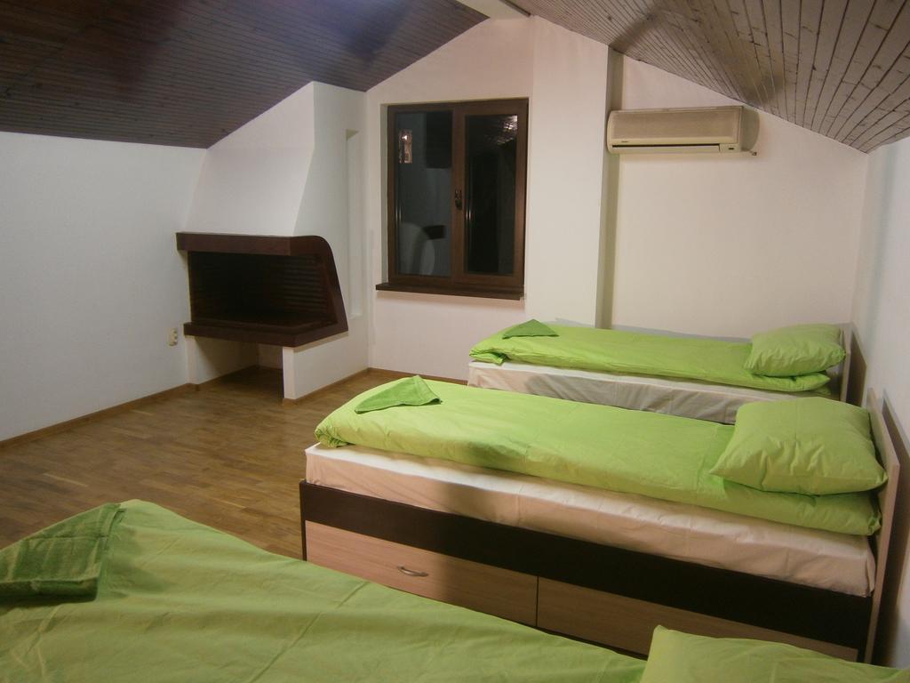סופיה Ivory Tower Hostel מראה חיצוני תמונה