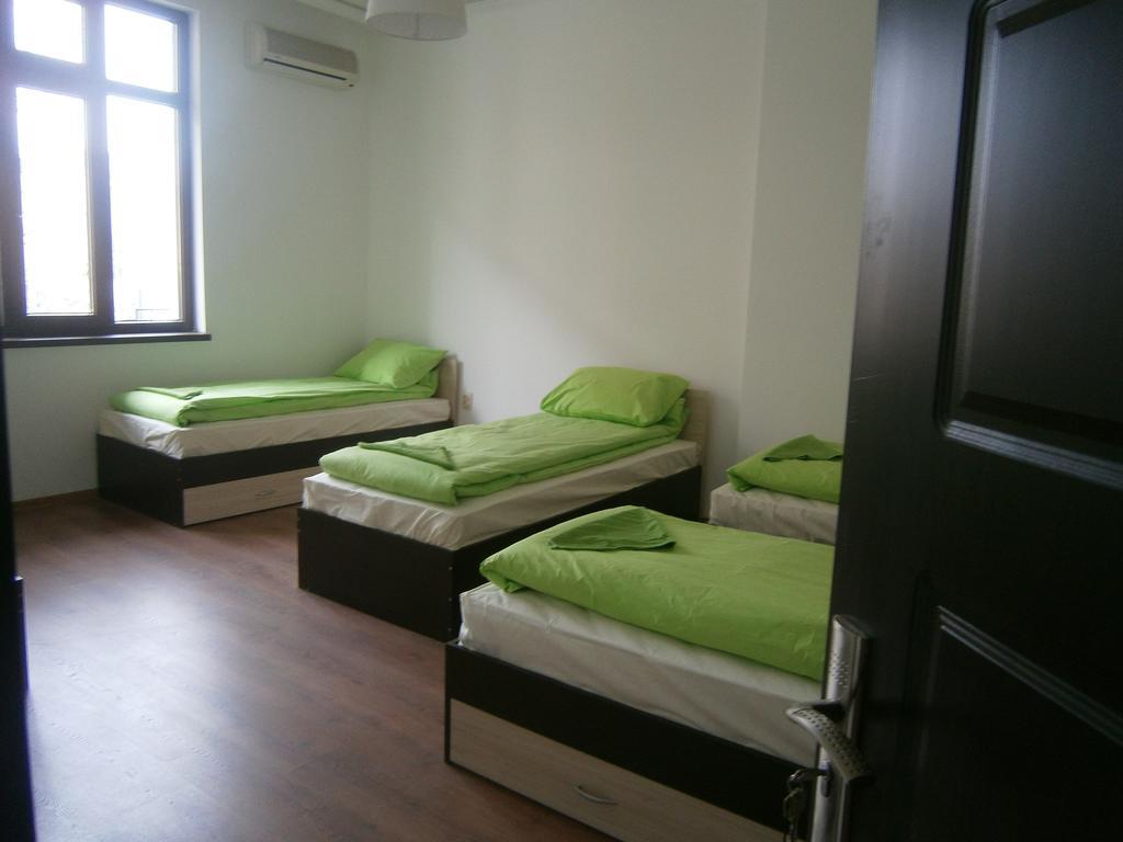 סופיה Ivory Tower Hostel מראה חיצוני תמונה