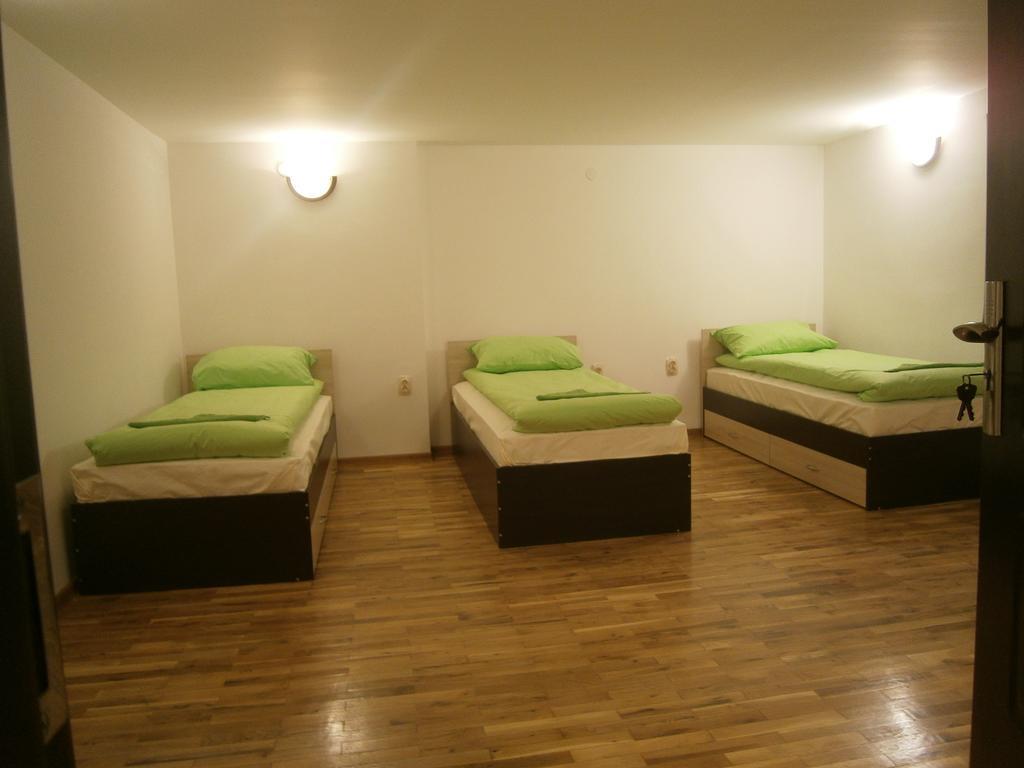 סופיה Ivory Tower Hostel מראה חיצוני תמונה