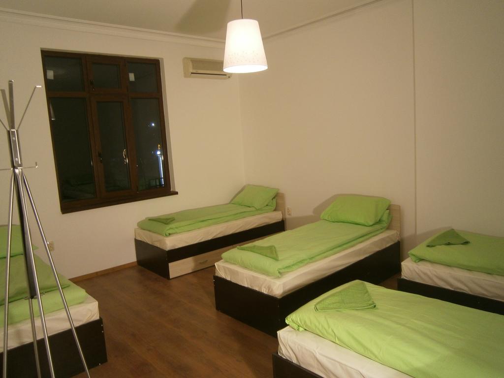 סופיה Ivory Tower Hostel מראה חיצוני תמונה